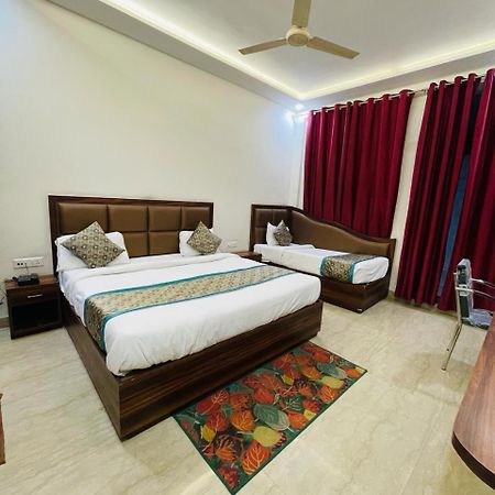 Hotel The Golden Taj By The Golden Taj Group & Hotels Agra  Extérieur photo